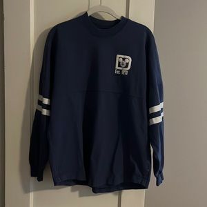 Walt Disney World navy spirit jersey. Small stains pictured. Size Small